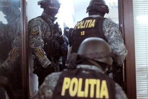 Percheziţie la Focşani într-un dosar de criminalitate informatică