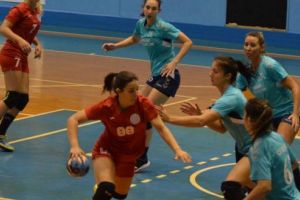 Derby-ul favoritelor la handbal