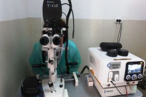 Medici oftalmologi renumiţi din ţară şi străinătate vin la Sibiu