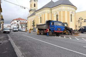 Strada Iuliu Maniu se închide sâmbătă. Vezi ce modificări au intervenit pe traseele liniilor de autobuz 10, 12, 14 şi 20!