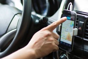 Legea care salvează Uber şi Bolt în România a fost promulgată