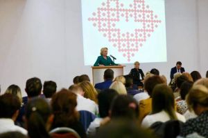 Partidul Social Democrat – “Românii votează cu inima, românii votează Viorica Dăncilă!” (P)