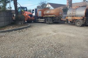 Investitii in infrastructura rutiera:  Continua lucrarile de asfaltare a strazilor din comuna Cumpana (galerie foto)