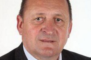 (P): Ioan Aldea (primar PSD de Băgaciu): ”PSD are cea mai viabilă soluţie pentru preşedinţia României”