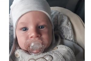 MOBILIZARE. Bebeluş, grav bolnav! Familia cere cu disperare ajutorul oamenilor