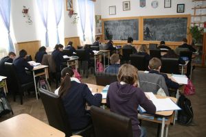 Modele de subiecte pentru examenele naţionale de vara viitoare au fost publicate online