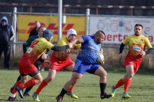 Humorenii au misiune imposibilă pe terenul liderului neînvins