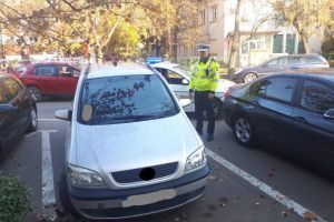 Doi suspecţi de înşelăciune, depistaţi de poliţişti în timp record