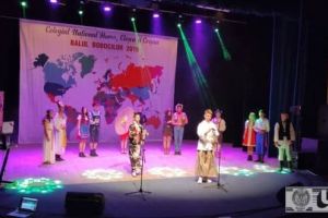 LIVE VIDEO: Balul Bobocilor 2019, la Colegiul Naţional ”HCC” din Alba Iulia. Cei mai frumoşi boboci, intraţi în lupta pentru Miss şi Mister