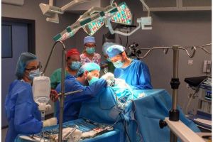 Tehnologie de vârf la secţia de neurochirurgie a SJU Bistriţa. ”Ne dorim să facem performanţă”