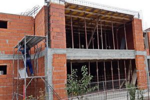 Se lucrează la noul corp de clădire al Grădiniţei 53 din Rogerius. Va fi gata vara viitoare (FOTO)