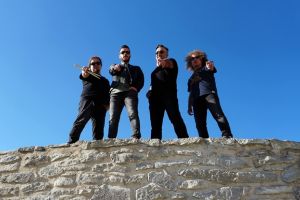 Îndrăgita trupă folk Pragu’ de Sus aşteaptă publicul timişorean la un show spectaculos