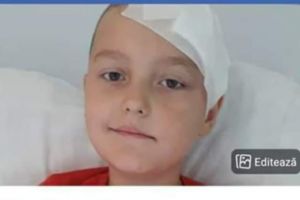 Un copil din Botoşani suferă de o boală cumplită. Apel disperat pentru ajutorarea sa