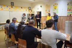 FOTO! Controale inopinate ale prefectului de Botoşani, sâmbătă seară, în secţiile de votare