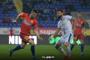 FC Botoşani, învinsă din nou pe teren propriu de FCSB. Echipa lui Croitoru a jucat 30 de minute cu un om în plus