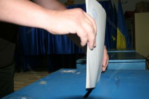 Alegeri prezidenţiale: Prezenţa la vot în timp real, în Bistriţa-Năsăud