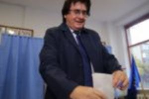 Nicolae Robu, cel mai matinal dintre politicienii din Timişoara în ziua alegerilor!