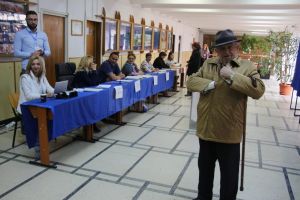 Până acum s-au prezentat la urne predominant bărbaţi din categoria de vârstă 45-64 de ani ...