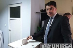 VIDEO| ALEGERI PREZIDENȚIALE 2019. Daniel Breaz, senator de Alba: „Am votat pentru binele românilor”