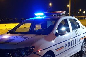 Accident în Bihor: O orădeancă beată a intrat cu maşina pe contrasens şi a izbit un alt autoturism