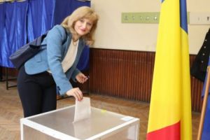 FOTO: Theodora Benedek (PNL), vot pentru normalitate şi meritocraţie