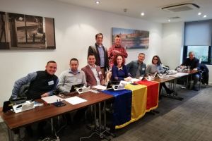 Primarul din Kilkenny, Irlanda, în vizită la secţia de votare. Ce îl leagă de România