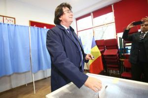 Robu a votat pentru ca România să fie reprezentată cu demnitate, credibilitate şi înţelepciune