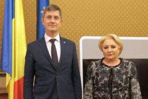 Alegeri prezidenţiale 2019. Suspans maxim după ultimele date: Dăncilă cu 6% în faţa lui Barna, la ora 18.00. Diaspora poate aduce 4% pentru USR-PLUS