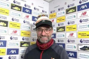 INEDIT: Antrenorul lui Liverpool a primit un clop maramuresean (VIDEO)