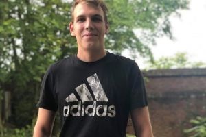 Mesaje sfâşietoare pe contul de Facebook al lui Alex, tânărul care s-a spânzurat la Sibiu