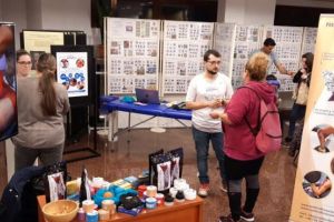 FOTO Zeci de profesionişti din domeniul medicinei alternative au participat la alterNativ la Biblioteca Astra