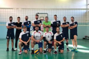 Două victorii la scor de neprezentare pentru voleibaliştii braşoveni