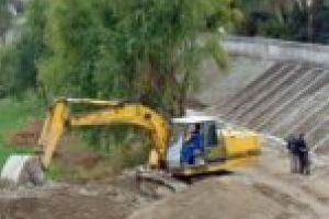 După 40 de ani! Lucrări de consolidare a malurilor râului Timiş, în centrul Lugojului