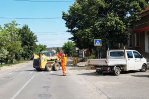 Se încheie modernizarea. Calea Bihorului va fi asfaltată săptămâna aceasta