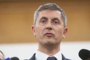 Au incalcat legea grav! Candidatul USR şi-a făcut campanie cu trei ore înaintea închiderii votului