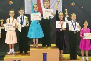 Sportivii de la Prodance 2000 au cucerit 3 medalii de aur si s-au calificat in 3 finale la Turda (FOTO)
