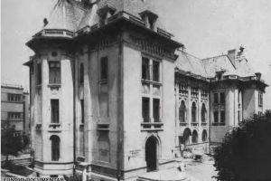 #sarbatoresteDobrogea141:  De astazi, in Biblioteca Digitala ZIUA de Constanta - Muzeul de Arheologie Constanta“, un ghid complet de acum sase decenii