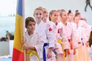 ECHIPA DE AUR A ROMÂNIEI, fetele judoka U13-15 mixt, a câştigat aurul european la „Cupa Europeană Judo Club”