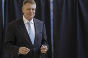 Iohannis 2014 vs Iohannis 2019: 'Avem datoria de a comunica onest şi responsabil', promisiunea făcută de preşedinte şi găluşca înghiţită de români