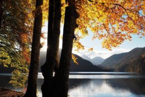 VREMEA se răceşte brusc. Temperaturile vor fi în scădere în toată ţara