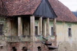 Castel din Mureş vândut la preţul unui tablou de Tonitza!