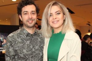 A făcut o mică rocadă în artă: Marius Moga a dat muzica pe… mâncare. Albaiulianul a făcut parte din juriul unui emisiuni culinare, alături de soţia lui