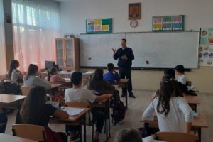 Brigada Mobila de Jandarmi, activitati preventiv-educative in randul elevilor