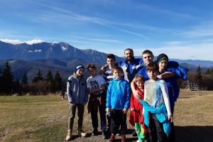 Opt tineri luptători orădeni, în cantonament la Predeal, cu lotul naţional de juniori