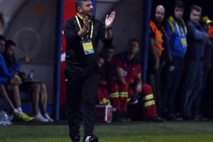 Un antrenor din liga a doua reţinut de forţele de ordine!