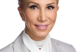 Un deputat ales de sibieni va coordona de azi 7 ministere. Vezi cine e