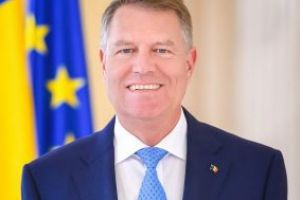 Iohannis, prea sigur că oamenii care „urăsc” PSD, îl „iubesc” pe el. Se înşală! În turul doi, pun ştampila pe amândoi!
