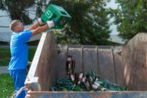 Acţiunea „bere contra sticle predate” a dublat cantitatea de sticle colectate