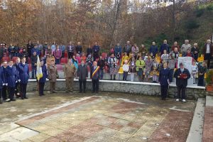 Cei 30 de militari români morţi în Irak şi Afganistan în ultimii ani, comemoraţi la ...