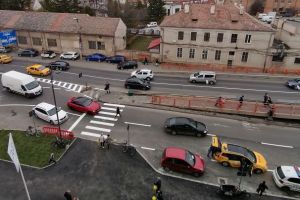 Anunţ pentru şoferii sibieni – Pe Regele Ferdinand se circulă în ambele direcţii de azi